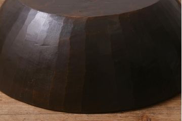 中古　特注　工芸品　秋山郷　花の浮き彫りが目を引くこね鉢(軽井沢彫、ディスプレイ雑貨)(R-041057)