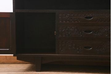 中古　軽井沢彫り　桜の意匠が見事な職人技が光るサイドボード(サイドキャビネット、収納棚)(R-041065)