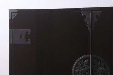 中古　欅産業　手打ち金具　KB-33D　木地呂塗り　高級感が漂う佇まいが魅力的な仙台箪笥(衣装箪笥、和タンス、引き出し)(定価約112万円)(R-041072)