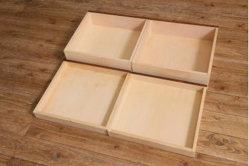 中古　神居民芸家具　カバ材　和モダンな空間づくりにおすすめな食器戸棚(食器棚、水屋、キャビネット)(R-041077)