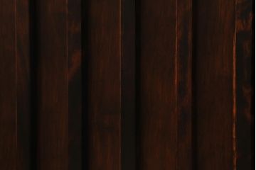 中古　神居民芸家具　カバ材　和モダンな空間づくりにおすすめな食器戸棚(食器棚、水屋、キャビネット)(R-041077)