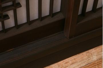 ラフジュ工房オリジナル　古建具リメイク　引き出し付き　風情漂う組子書院戸のキャビネット(戸棚、リビングボード)(R-041079)
