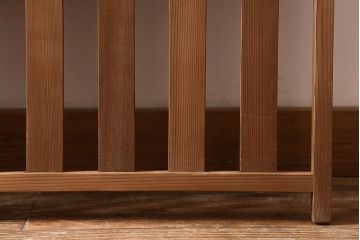 ビンテージ家具　昭和後期　凝ったデザインが魅力的な四連折り畳み式パーテーション(つい立て、衝立、仕切り)(R-041080)