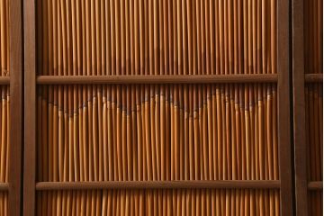 ビンテージ家具　昭和後期　凝ったデザインが魅力的な四連折り畳み式パーテーション(つい立て、衝立、仕切り)(R-041080)