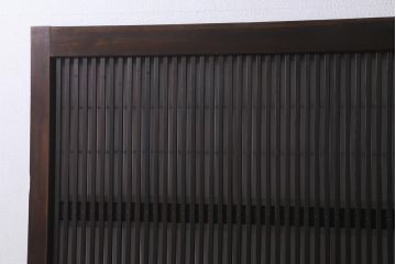 アンティーク建具　和製アンティーク　昭和中期　裏障子付き　深みのある色合いが風情漂う格子戸2枚セット(引き戸、建具)(R-041092)