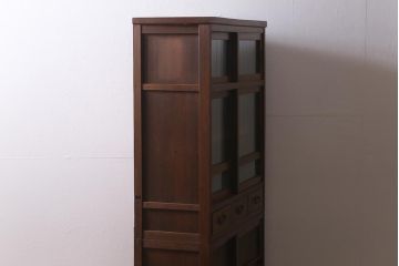 アンティーク家具　昭和初期　前面ヒノキ材　モールガラス入り　レトロな重ね戸棚(収納棚、引き出し、キャビネット)(R-041094)