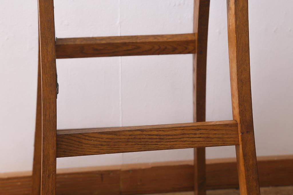 アンティーク雑貨　樫(カシ)材　レトロなステップラダー(脚立、はしご、梯子)(R-041098)