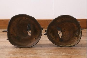 アンティーク雑貨　古民具・骨董　江戸〜明治　龍船唐人　古銅燭台一対(R-041105)