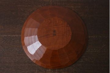 中古　共箱付き　河面冬山　蒔絵　桃　菓子器(木製漆器)(R-041108)