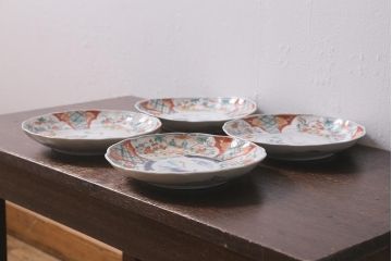 アンティーク雑貨　古民具・骨董　明治期　山水図　色絵七寸皿4枚セット(染付皿、中皿、和食器)(R-041110)