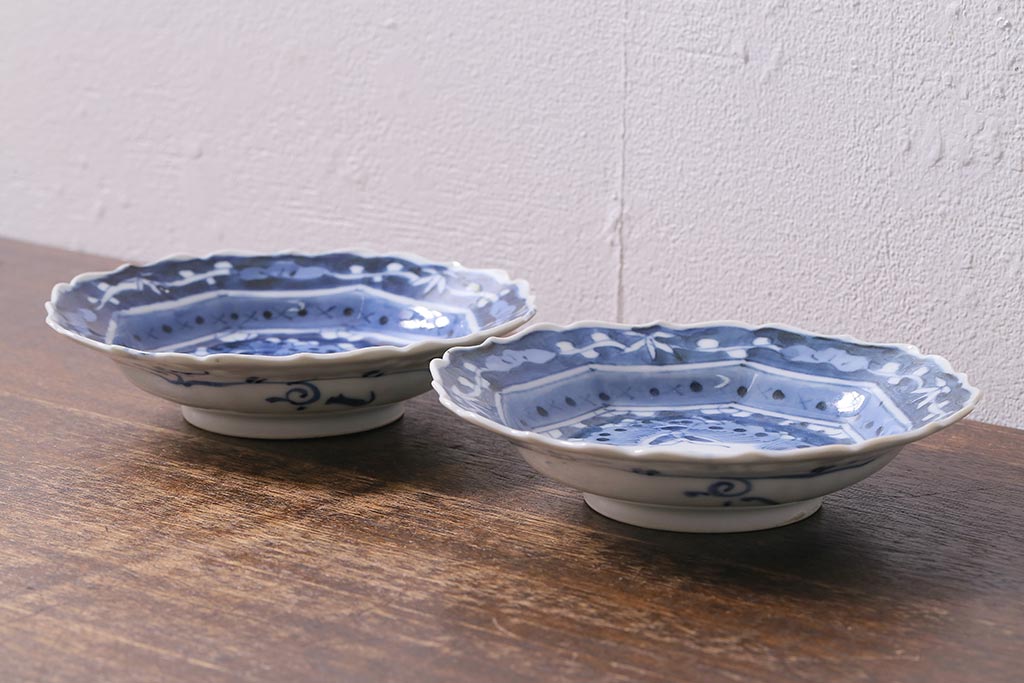 アンティーク雑貨　江戸明治期　蝶文染付変形皿2枚(中皿)(R-041119)