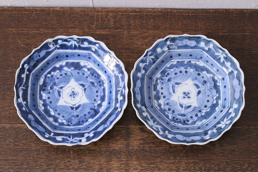 アンティーク雑貨　江戸明治期　蝶文染付変形皿2枚(中皿)(R-041119)