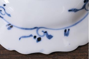 アンティーク雑貨　江戸明治期　蝶文染付変形皿2枚(中皿)(R-041119)