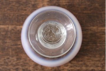 アンティーク雑貨　レトロ　大正期　赤縁乳白暈し　氷コップ(吹ガラス、コンポート)(R-041125)