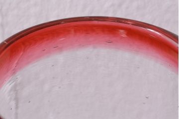 アンティーク雑貨　レトロ　大正期　なつめ形　赤縁氷コップ(吹ガラス)(R-041126)