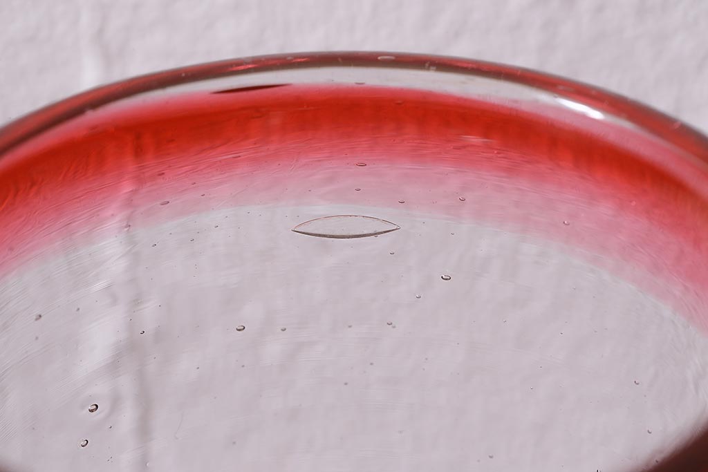 アンティーク雑貨　レトロ　大正期　なつめ形　赤縁氷コップ(吹ガラス)(R-041126)