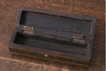 アンティーク雑貨　イギリスアンティーク　クラシカルな小箱(ペンケース、小物入れ)(R-041128)