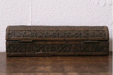 アンティーク雑貨　イギリスアンティーク　クラシカルな小箱(ペンケース、小物入れ)(R-041128)