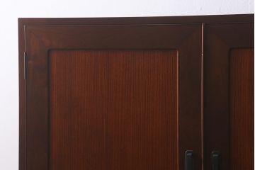 中古　国産　工芸家具　高級品　総無垢材　桐材・桑材　衣装盆付き　品のある佇まいが魅力の衣装箪笥(和タンス、洋服タンス、桐箪笥、桐たんす)(R-041135)
