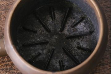 アンティーク雑貨　古民具　銅製　銀象嵌　波千鳥　火熨斗(ひのし)(R-041138)