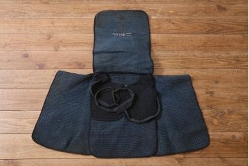 アンティーク雑貨　明治期　古い刺子頭巾(刺し子袢纏)(R-041149)