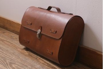 ヴィンテージ雑貨　HINOMOTO(日乃本錠前)　NO.46　本革　日本製のレザーバッグ(ドクターバッグ、スクールバッグ、ビジネスバッグ、ビンテージ)(R-041150)