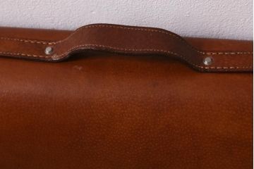 ヴィンテージ雑貨　HINOMOTO(日乃本錠前)　NO.46　本革　日本製のレザーバッグ(ドクターバッグ、スクールバッグ、ビジネスバッグ、ビンテージ)(R-041150)