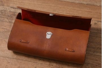 ヴィンテージ雑貨　HINOMOTO(日乃本錠前)　NO.46　本革　日本製のレザーバッグ(ドクターバッグ、スクールバッグ、ビジネスバッグ、ビンテージ)(R-041150)