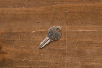 ヴィンテージ雑貨　HINOMOTO(日乃本錠前)　NO.46　本革　日本製のレザーバッグ(ドクターバッグ、スクールバッグ、ビジネスバッグ、ビンテージ)(R-041150)