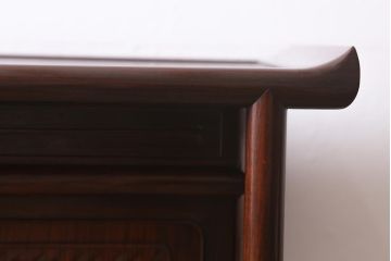 中古　国産　指物家具　三代孝幸作　紫檀(シタン)　漆塗り　職人こだわりの上質な飾り棚(茶棚、収納棚、違い棚)(R-041153)