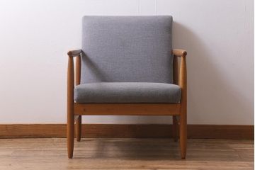 ヴィンテージ家具　北欧ビンテージ　デンマーク製　FDB　アイヴァン・A・ヨハンソン　J65　オーク材　スタイリッシュなデザインが素敵な一人掛けソファ(アームチェア、1Pソファ)(R-041154)