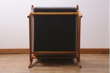 ヴィンテージ家具　北欧ビンテージ　デンマーク製　FDB　アイヴァン・A・ヨハンソン　J65　オーク材　スタイリッシュなデザインが素敵な一人掛けソファ(アームチェア、1Pソファ)(R-041154)