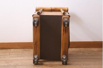 中古　梅里竹芸　キャスター付き　竹製の長椅子用テーブル&チェア(デスク、机、イス)(R-041155)