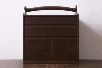 アンティーク雑貨　指物家具　桑材・中桐材　持ち運びにも便利な持ち手付き裁縫箱(ソーイングボックス、小引き出し、小物収納)(R-041162)