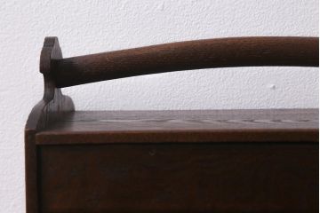 アンティーク雑貨　指物家具　桑材・中桐材　持ち運びにも便利な持ち手付き裁縫箱(ソーイングボックス、小引き出し、小物収納)(R-041162)
