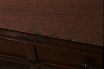 中古　DREXEL HERITAGE (ドレクセルヘリテイジ)　マホガニー材　洗練された大人の雰囲気醸し出す両袖デスク(机、在宅ワーク、在宅用ワークデスク)(R-041164)