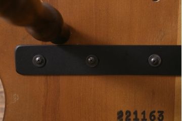 中古　飛騨産業　キツツキ　穂高シリーズ・WINDSOR　カントリースタイルにおすすめのウィンザーチェア(椅子、ダイニングチェア、ウインザーチェア)(R-041168)