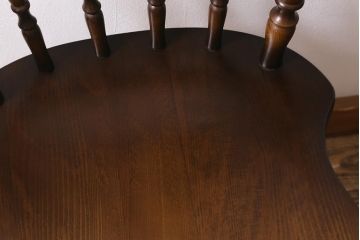 中古　飛騨産業　キツツキ　穂高シリーズ・WINDSOR　カントリースタイルにおすすめのウィンザーチェア(椅子、ダイニングチェア、ウインザーチェア)(R-041169)