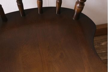 中古　飛騨産業　キツツキ　穂高シリーズ・WINDSOR　カントリースタイルにおすすめのウィンザーチェア(椅子、ダイニングチェア、ウインザーチェア)(R-041170)
