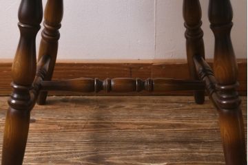 中古　飛騨産業　キツツキ　穂高シリーズ・WINDSOR　カントリースタイルにおすすめのウィンザーチェア(椅子、ダイニングチェア、ウインザーチェア)(R-041170)