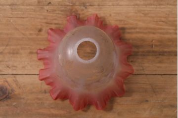 ビンテージ照明　フランスヴィンテージ　エッチングガラスとフリルシェードがおしゃれなペンダントライト(天井照明、シェード、吊り下げ照明)(R-04177)