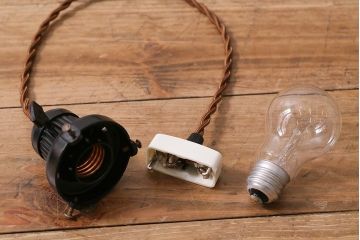 アンティーク家具　オールドノリタケ・則武(日陶)　ローズ(薔薇)　鮮やかな絵柄が目を引く電笠(天井照明、シェード)(R-041178)