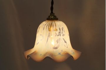 ヴィンテージ照明　イギリスビンテージ　オパールセントガラス　フリルシェードのペンダントライト(天井照明、シェード、吊り下げ照明)(R-04179)