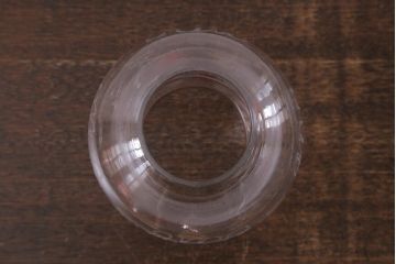 アンティーク雑貨　明治大正　グラビュール(グラヴュール)　金魚鉢型　チューリップ型　赤縁　フリルガラスのオイルランプ(洋燈、台ランプ)(R-041183)