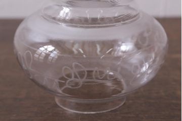 アンティーク雑貨　明治大正　グラビュール(グラヴュール)　金魚鉢型　チューリップ型　赤縁　フリルガラスのオイルランプ(洋燈、台ランプ)(R-041183)