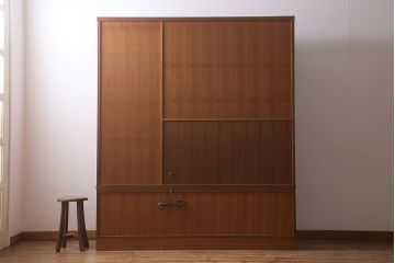 ヴィンテージ家具　日田工芸　チーク材　北欧風のデザインが素敵なキャビネット(収納棚、飾り棚、リビングボード、ビンテージ)(R-041191)