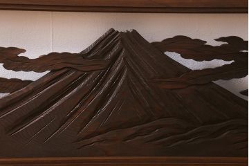 アンティーク建具　和製アンティーク　富士・松　優美なシルエットの彫刻欄間(明かり取り、明り取り、建具)(R-041201)