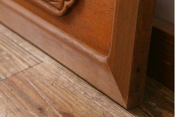 ビンテージ建具　松竹図　力強く美しい深彫りの彫刻欄間(明かり取り、明り取り)(R-041202)