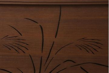 アンティーク建具　和製アンティーク　桐材製　月・雲・ススキ　透かし彫りの図柄が風情漂う欄間(明かり取り、明り取り)(R-041205)