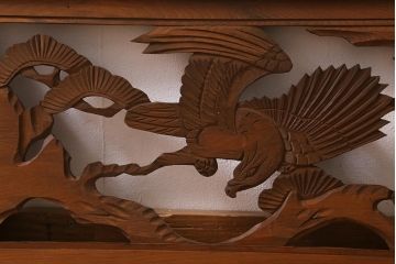 ビンテージ建具　鷹松図　風情のある和空間を演出する欄間(明かり取り、明り取り)(R-041207)